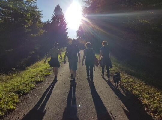 Nog steeds als ik eraan terugdenk verschijnt er een glimlach op mijn gezicht. - Helga