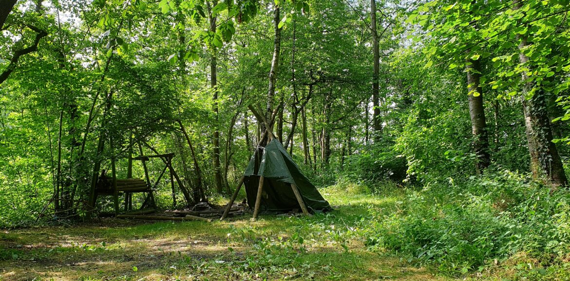 Buiten slapen (Meant4Life Survival - Leven of overleven - Outdoor coaching reis)